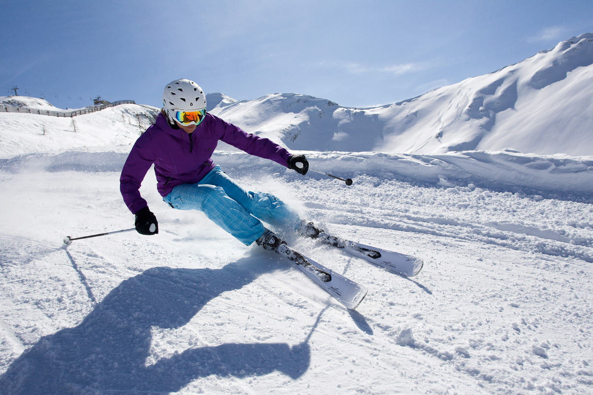 ski मनाङमा स्की खेलको प्रशिक्षण