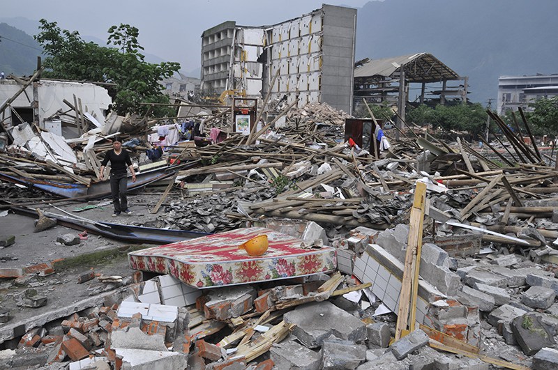 इन्डोनेसियामा भूकम्प र सुनामीमा परि ज्यान सङ्ख्या गुमाउने सङ्ख्या १ हजार ५७१ पुग्यो