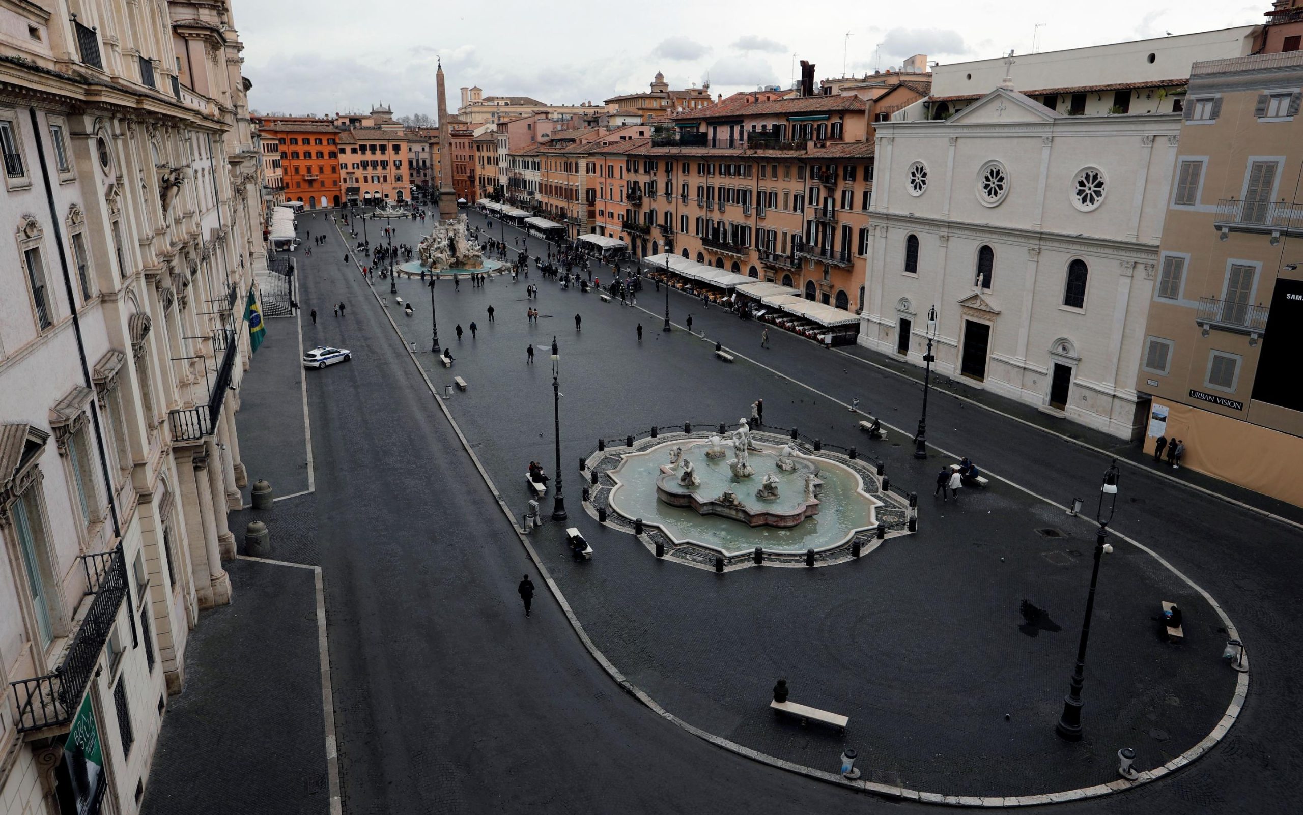 Italy's tourism industry hit due to coronavir इटालीमा कोरोनाभाइरसका कारण एकैदिनमा ४७५ को मृत्यु