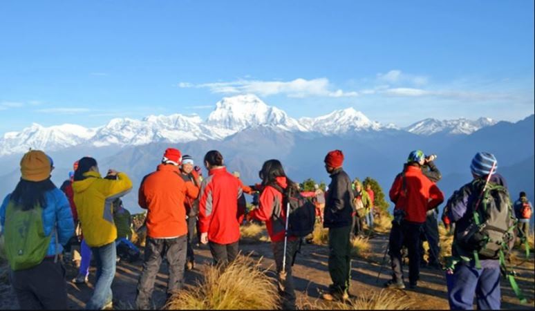 touristt-1 पर्यटकीय गन्तव्यमा आन्तरिक पर्यटक बढ्दै