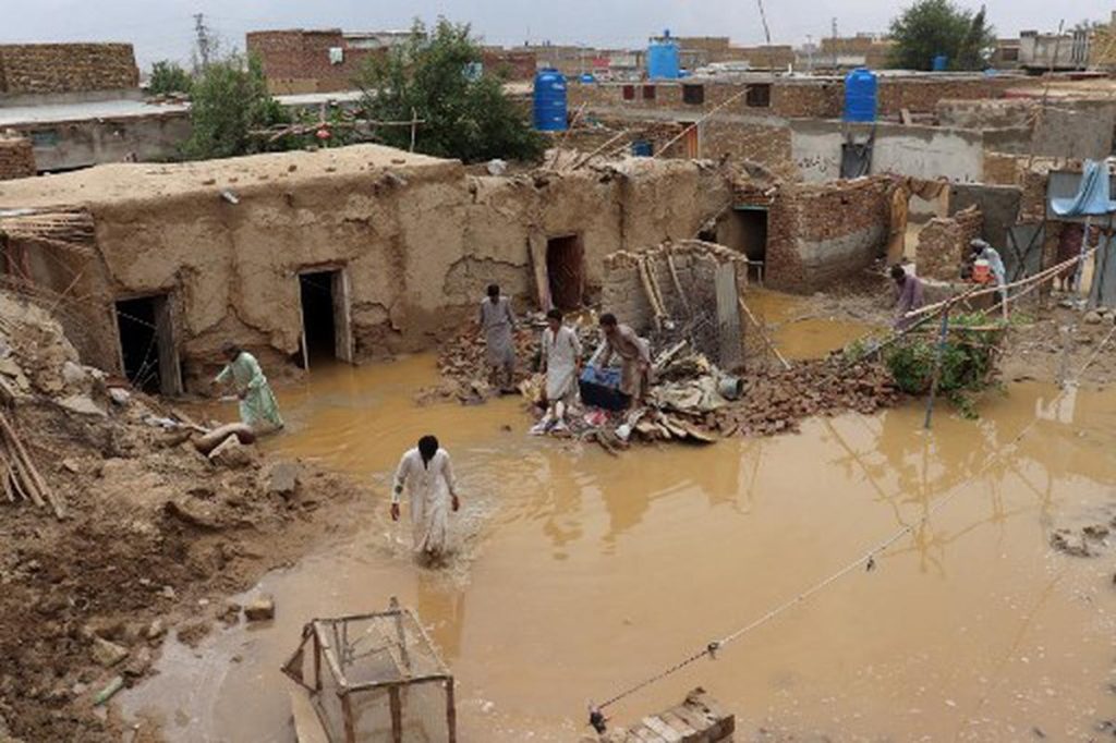 पाकिस्तानमा बाढीपहिरोले २५ जनाको मृत्यु