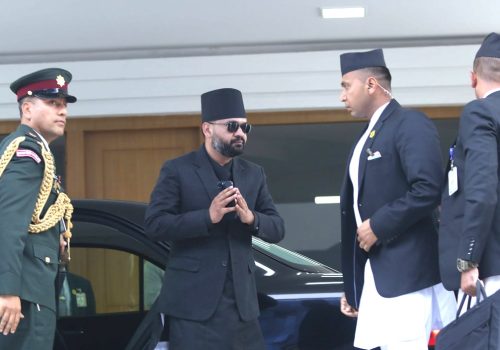 पदभारका लागि सिंहदरबार पुगे प्रधानमन्त्री बालेन